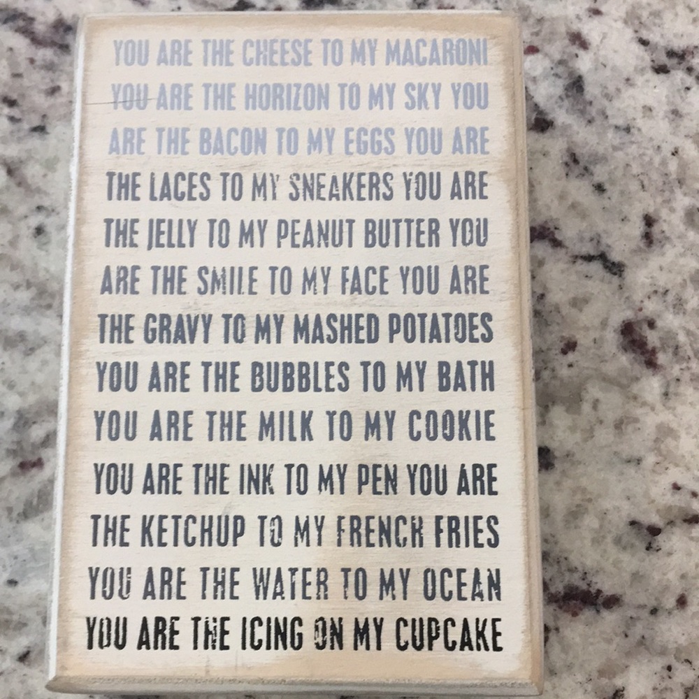 Wooden plaque. Designs by Kathy